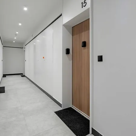 Modern With Parking & Balcony Remote Work Malta Area By Renters Prestige Apartamento Poznań