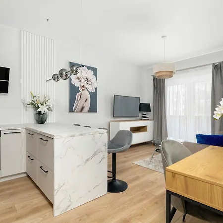 Modern With Parking & Balcony Remote Work Malta Area By Renters Prestige Апартаменты *