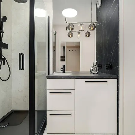 Апартаменты Modern With Parking & Balcony Remote Work Malta Area By Renters Prestige