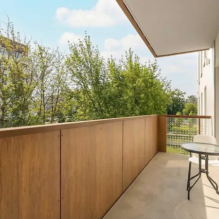 Modern With Parking & Balcony Remote Work Malta Area By Renters Prestige *