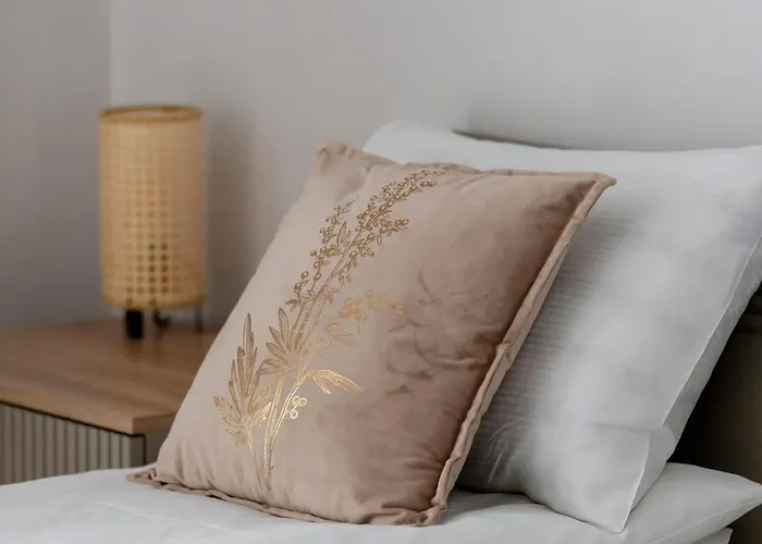 Modern With Parking & Balcony Remote Work Malta Area By Renters Prestige