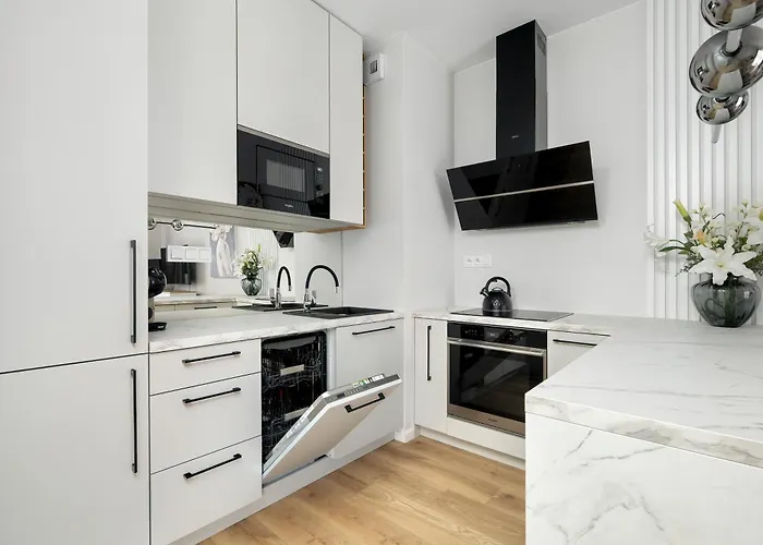 Modern With Parking & Balcony Remote Work Malta Area By Renters Prestige شقة *