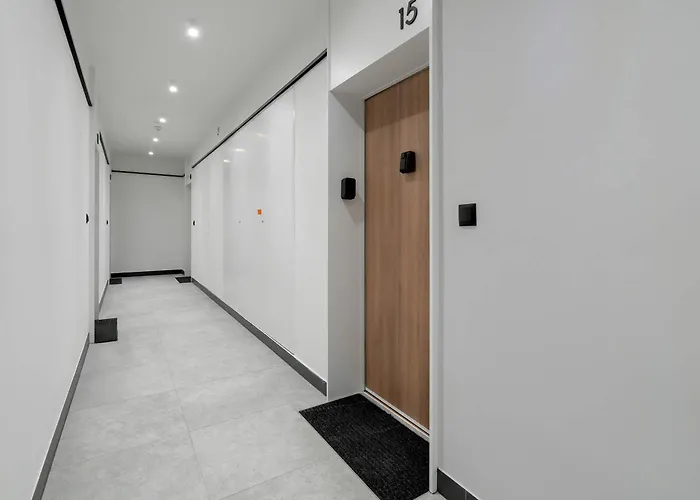 Modern With Parking & Balcony Remote Work Malta Area By Renters Prestige شقة بوزنان