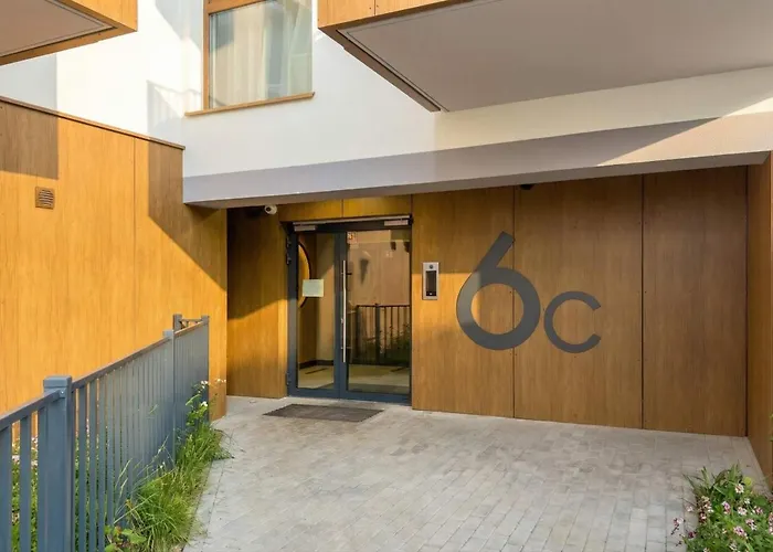 Modern With Parking & Balcony Remote Work Malta Area By Renters Prestige * Poznan